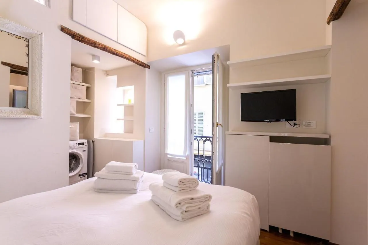 Pontaccio Apartment Milan Italy