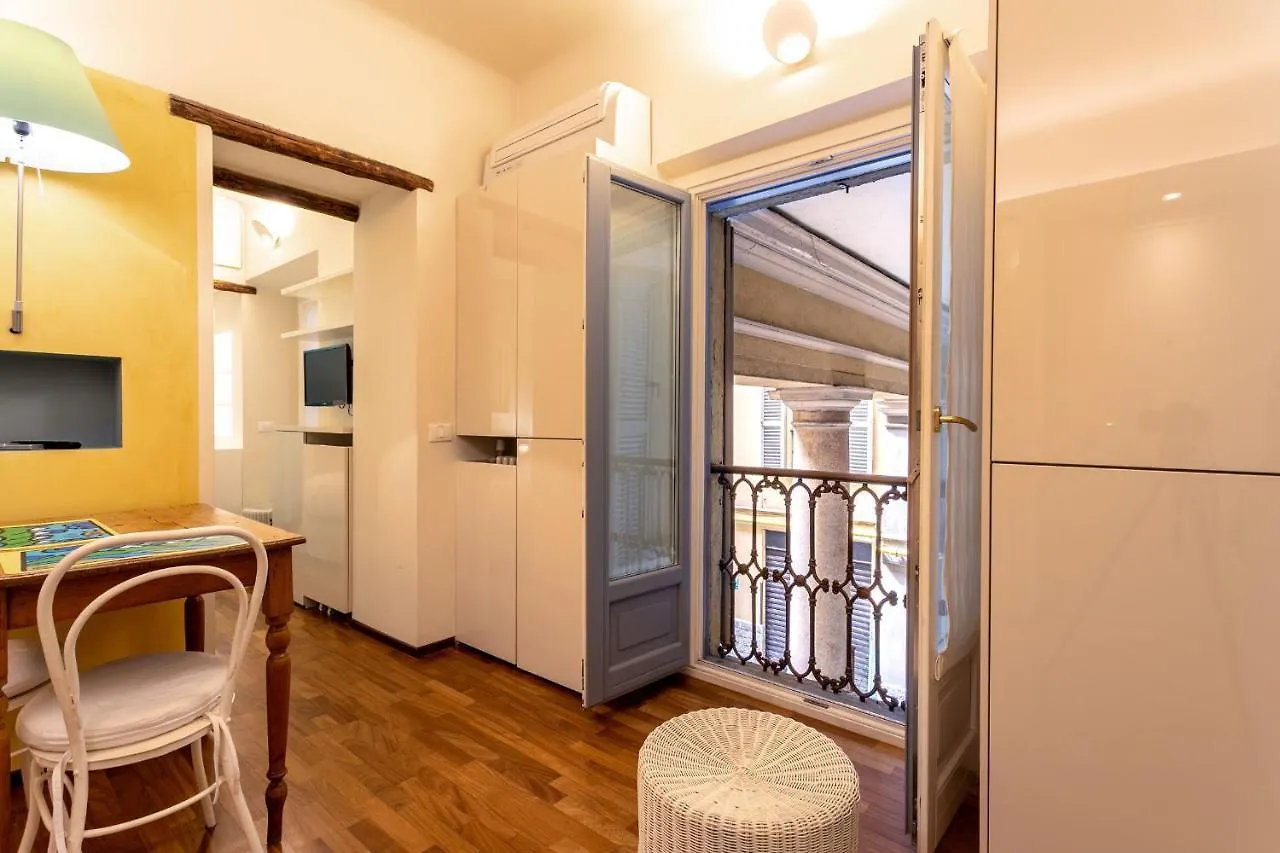 Pontaccio Apartment Milan